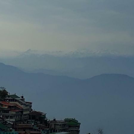 Vamoose Quaint Wood Cottage Darjeeling  Exterior foto